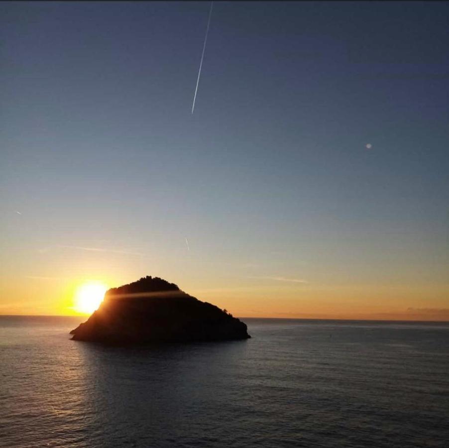 Una Finestra Sul Mare Home 2 Bergeggi Extérieur photo