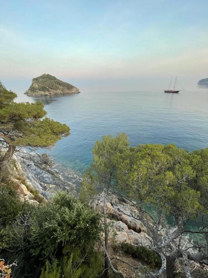 Una Finestra Sul Mare Home 2 Bergeggi Extérieur photo