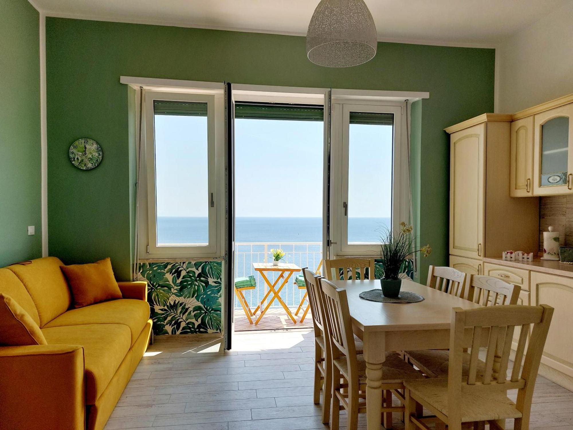 Una Finestra Sul Mare Home 2 Bergeggi Extérieur photo