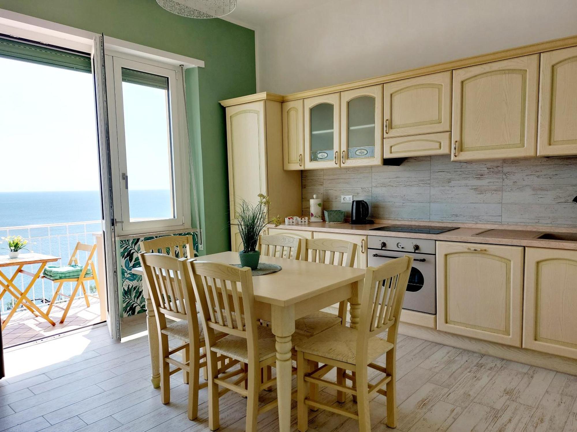Una Finestra Sul Mare Home 2 Bergeggi Extérieur photo